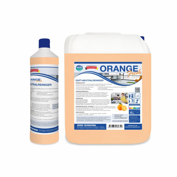 Zwei Behälter der Arcora International GmbH ORANGE FRESH DUFT-NEUTRALREINIGER - eine Flasche und ein Krug - sind mit detaillierten Informationen und leuchtenden orangefarbenen Bildern auf den Etiketten versehen, die den frischen Orangenduft dieses Neutralreinigers hervorheben.