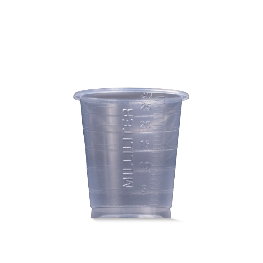 Der MED COMFORT BASIC Einmal Medizinbecher der AMPri Handelsgesellschaft mbH ist ein klarer 30 ml Messbecher, der aufrecht und leer auf weißem Hintergrund mit deutlich sichtbarer Milliliter-Markierung abgebildet ist - ideal für den medizinischen Gebrauch.