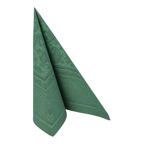 Die grüne Serviette PAPSTAR 50 Servietten "ROYAL Collection" 40 x 40 cm der PAPSTAR GmbH, hochkant im Dreieck gefaltet, zeigt ein dezentes Paisleymuster auf weißem Grund.