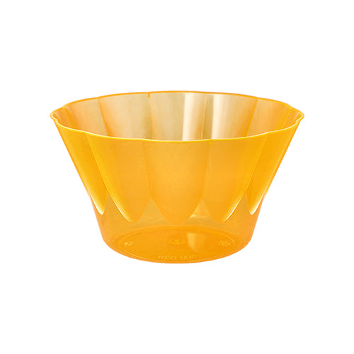 Die Starpak 50 Eis- und Dessertschalen sind runde, orangefarbene PS-Schalen (500 ml, Ø 13 cm, 7,5 cm), ideal zum Servieren von Eis und Desserts. Präsentiert auf schlichtem weißem Hintergrund verleihen sie jedem Ambiente einen lebendigen Stil.