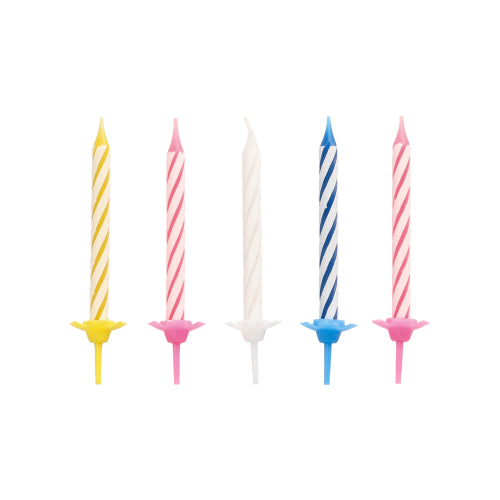 24 farbig sortierte PAPSTAR Geburtstagskerzen mit Halter (6 cm) von PAPSTAR GmbH stehen aufrecht vor weißem Hintergrund.