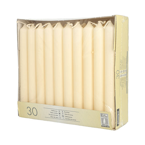 Eine Schachtel mit 30 cremefarbenen Starpak-Tafelkerzen (Ø 2,1 cm, 19,6 cm), die in einer Reihe angeordnet und in einer teilweise offenen Starpak-Schachtel mit durchsichtiger Kunststofffront verpackt sind – ideal für eine elegante Tischdekoration.