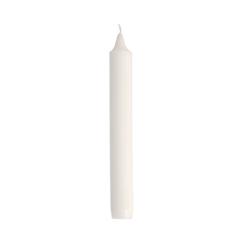 Eine einzelne, unbeleuchtete weiße Starpak Haushaltskerze (Ø 2,45 cm, 20 cm) aus der 120er-Box steht aufrecht vor einem schlichten weißen Hintergrund.
