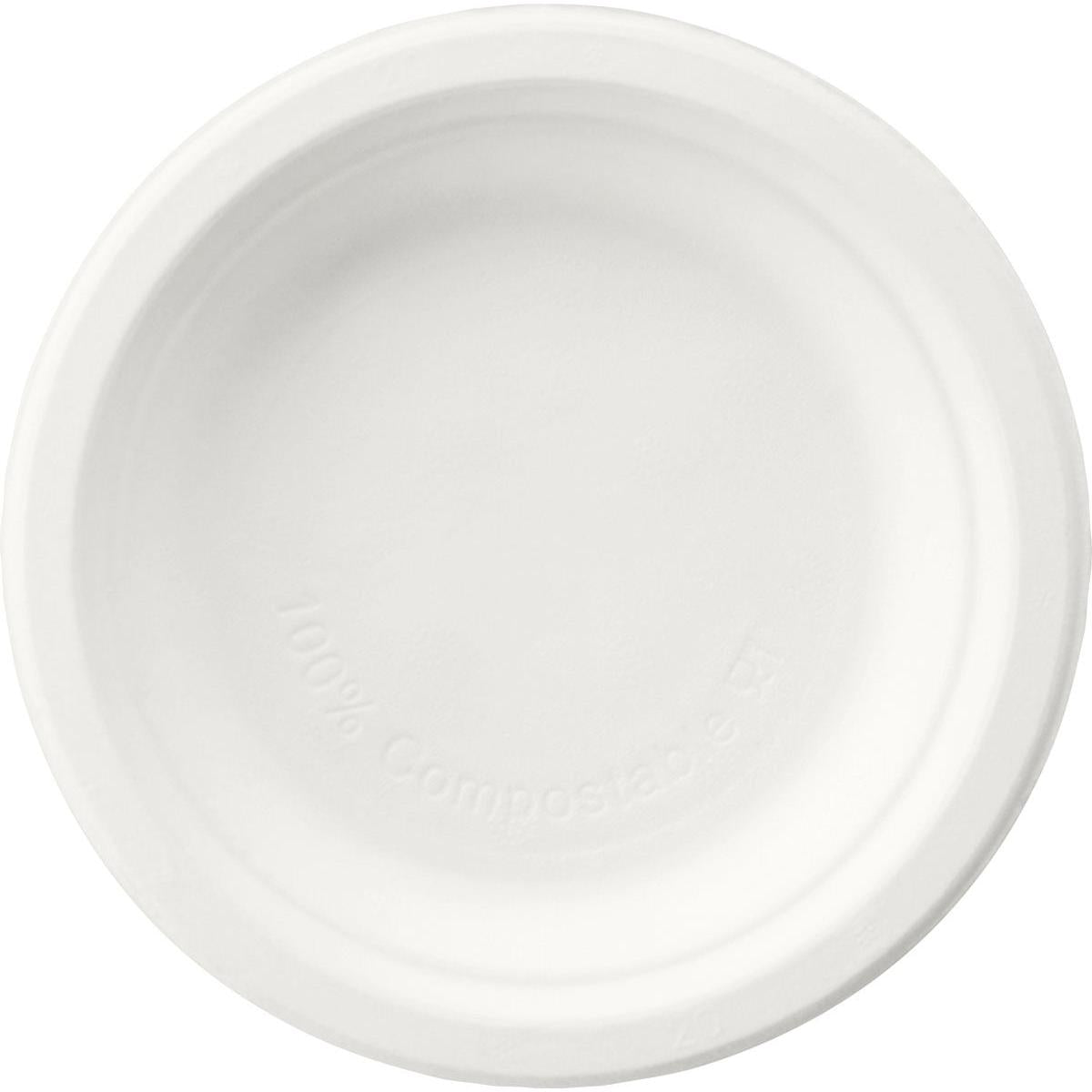 Ein runder, weißer Duni GmbH Teller ø 15 cm aus Bagasse mit glatter Oberfläche und erhöhtem Rand, "100% kompostierbar" am Innenrand eingeprägt - ideal als umweltfreundlicher Einwegteller. Packung: 125 Stück.