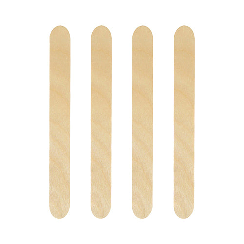 Ein Set PAPSTAR 100 Getränke-Quirle aus Holz (15 cm x 1,8 cm), ideal für Caipirinha, ist von PAPSTAR GmbH in einer Faltschachtel (100 Stück) auf weißem Hintergrund vertikal angeordnet.