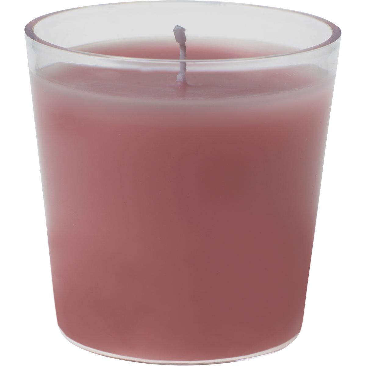 Die Nachfüller Switch & Shine von Duni GmbH ist eine rosafarbene Kerze (ca. 30h) in einem klaren Glasbehälter mit mittigem Docht und glattem Wachs, entwickelt für eine lange Brenndauer - ideal für entspannende Atmosphären. Größe: 65 x 65 mm.