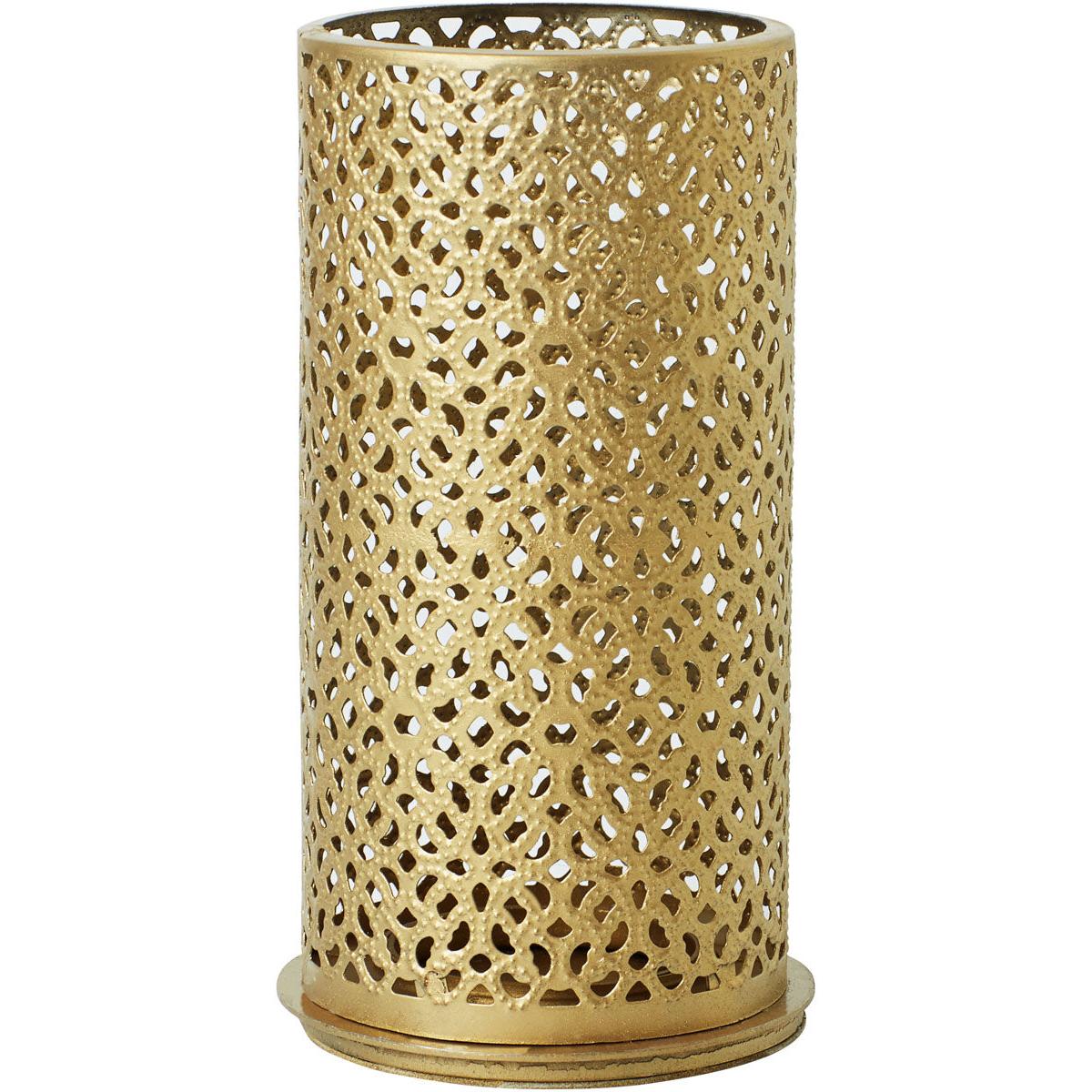 Der Duni GmbH Kerzenhalter Bliss (140 x 75 mm, gold, Metall, 1 Stück) hat eine zylindrische Form mit einem perforierten, verschlungenen Muster und einem massiven Sockel, der aufrecht auf einem schlichten weißen Hintergrund steht.