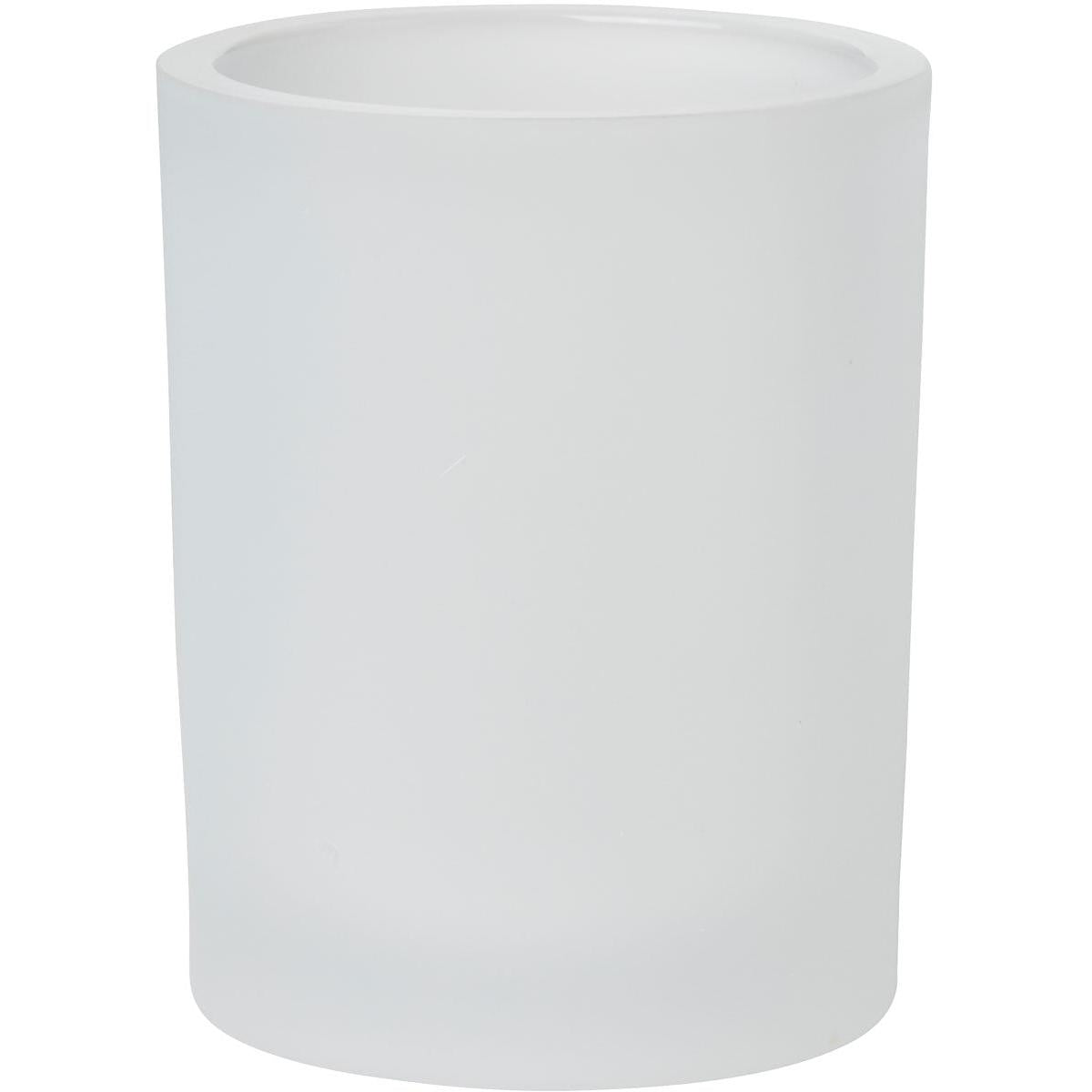 Der Kerzenhalter Flexible 100 x 80 mm von Duni GmbH aus weißem, gefrostetem Glas steht aufrecht vor weißem Hintergrund - perfekt als stilvolle Kerzen Deko für jedes Zimmer geeignet.