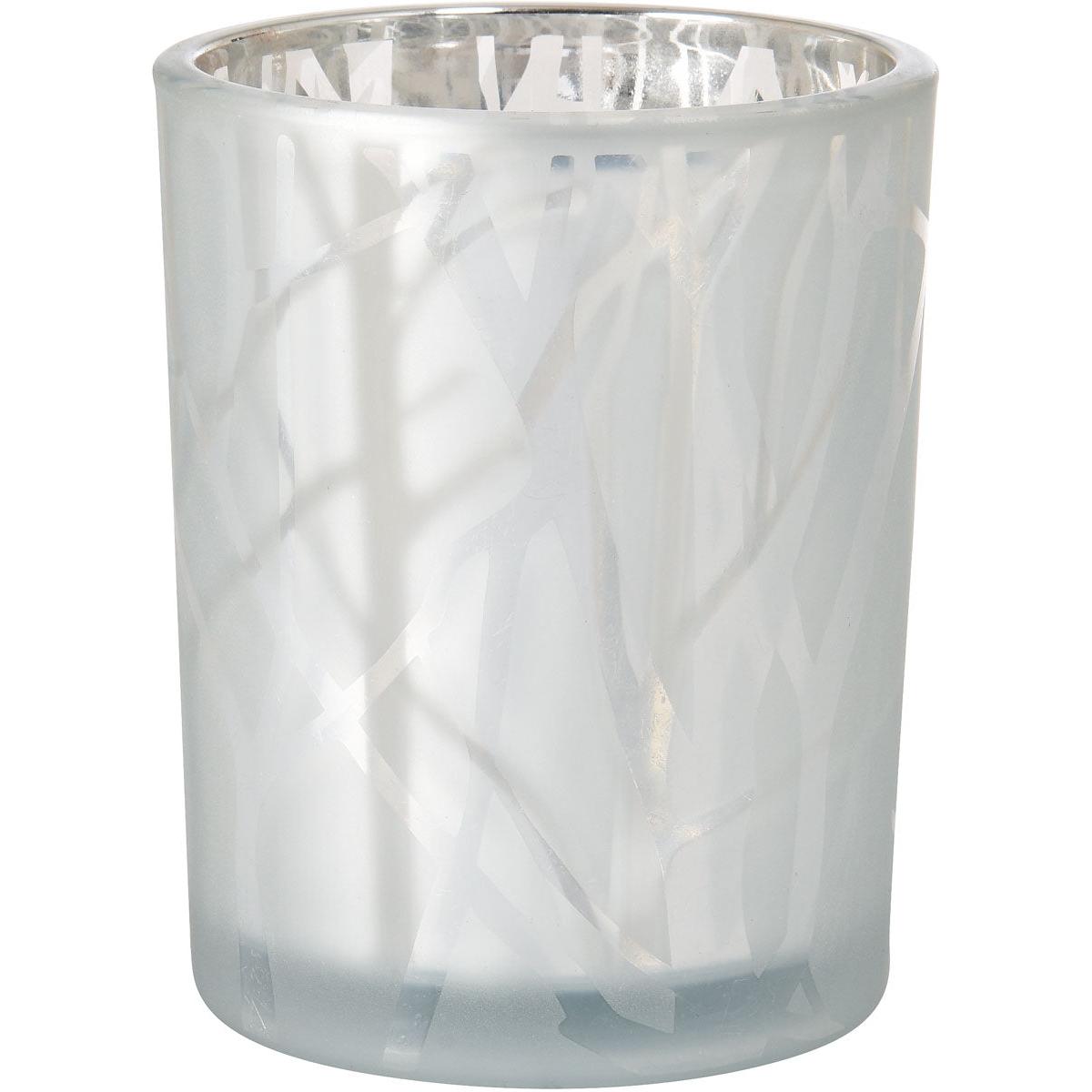 Der Kerzenhalter Shimmer 100 x 80 mm aus weißem Glas von Duni GmbH überzeugt mit dezentem, abstraktem Zweigmuster - ein elegantes Wohnaccessoire, das in einer Packung (1 Stück) erhältlich ist.