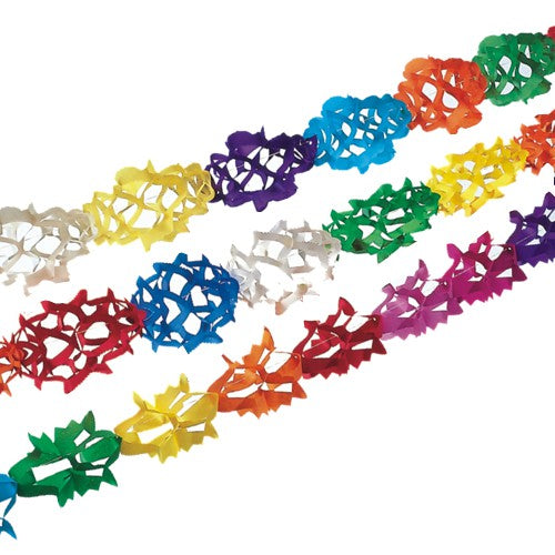 Drei bunte PAPSTAR Papiergirlanden (je 4 m, 3er-Pack) der PAPSTAR GmbH zeigen ineinandergreifende geometrische Formen in leuchtenden Farben – ideal für lebendige und umweltfreundliche Dekorationen.