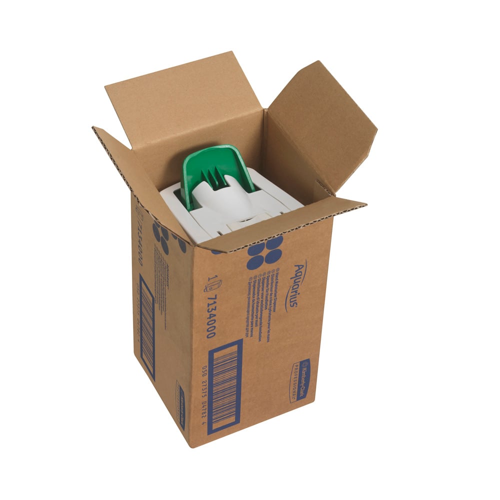 Eine geöffnete braune Schachtel enthüllt einen Kimberly-Clark GmbH Aquarius™ Hand Moisturiser Dispenser, weiß, 1 L Kassette. Die Schachtel ist an den Seiten mit Text, Barcodes und Logos bedruckt.
