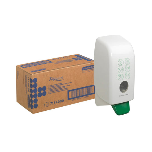 Ein weißer Aquarius™ Hand Moisturiser Dispenser (1 Ltr Kassette) der Kimberly-Clark GmbH mit grünem Druckhebel wird neben seiner braunen Markenschachtel mit blauer "Aquarius"-Aufschrift und einem Barcode gezeigt.
