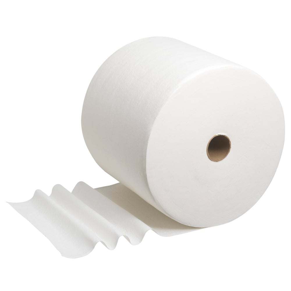 Eine WypAll® L40 PowerClean Großrolle (Kimberly-Clark GmbH) mit mehreren ungerollten, saugfähigen Tüchern liegt auf weißem Hintergrund. 1 Rolle enthält 750 Tücher pro Karton.