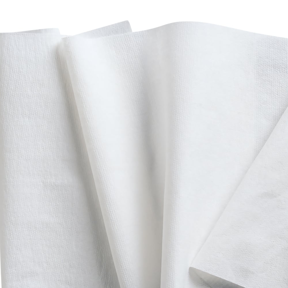 Nahaufnahme der WypAll® L40 PowerClean Großrolle von Kimberly-Clark GmbH (1 Rolle, 750 Tücher): weiße Putztücher mit hoher Saugfähigkeit - ideal als vielseitiger Reinigungstuch für professionelle Ansprüche.