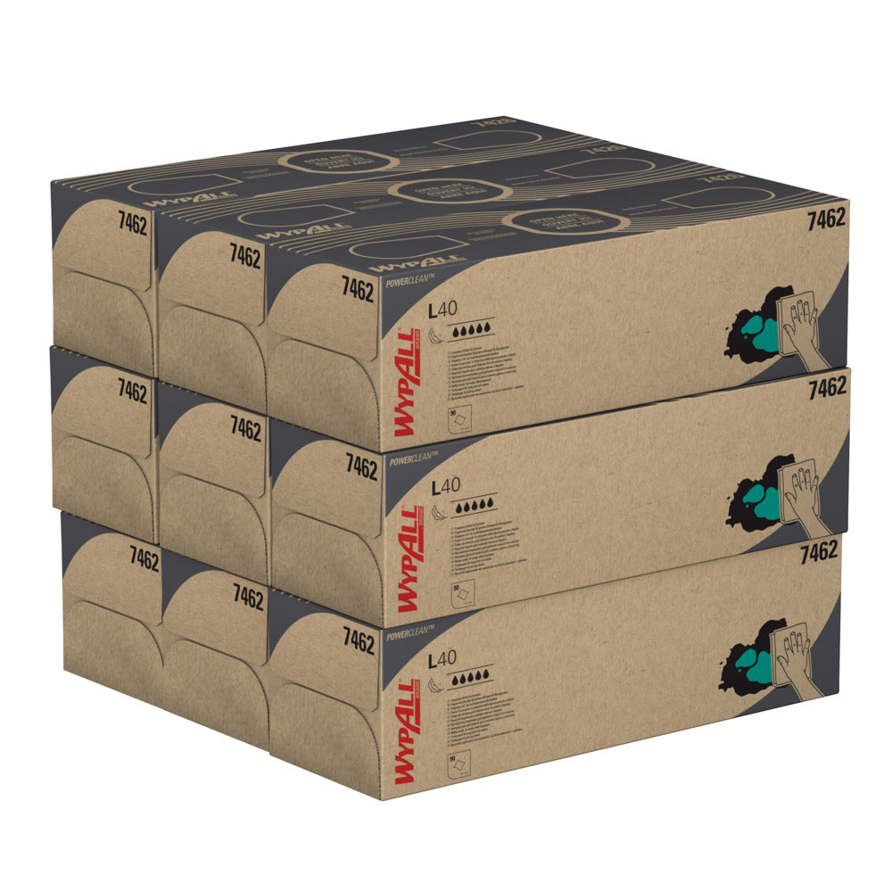 Abgebildet sind vier gestapelte Zupfbox-Kartons mit Kimberly-Clark WypAll® L40 PowerClean Tüchern, Weiß (9 Boxen x 90 Tücher). Jede Schachtel ist mit einer Hand-mit-Tuch-Abbildung und detaillierten Produktinformationen auf der Seite versehen.
