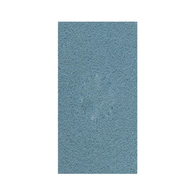 Der TASKI Twister Utility Handpad (Blau) von Diversey Deutschland ist ideal zur händischen Bearbeitung schwer zugänglicher Stellen oder mit Randreinigungsgerät, im Karton (2 Packungen). Perfekt für gründliche Reinigung auf verschiedenen Oberflächen.