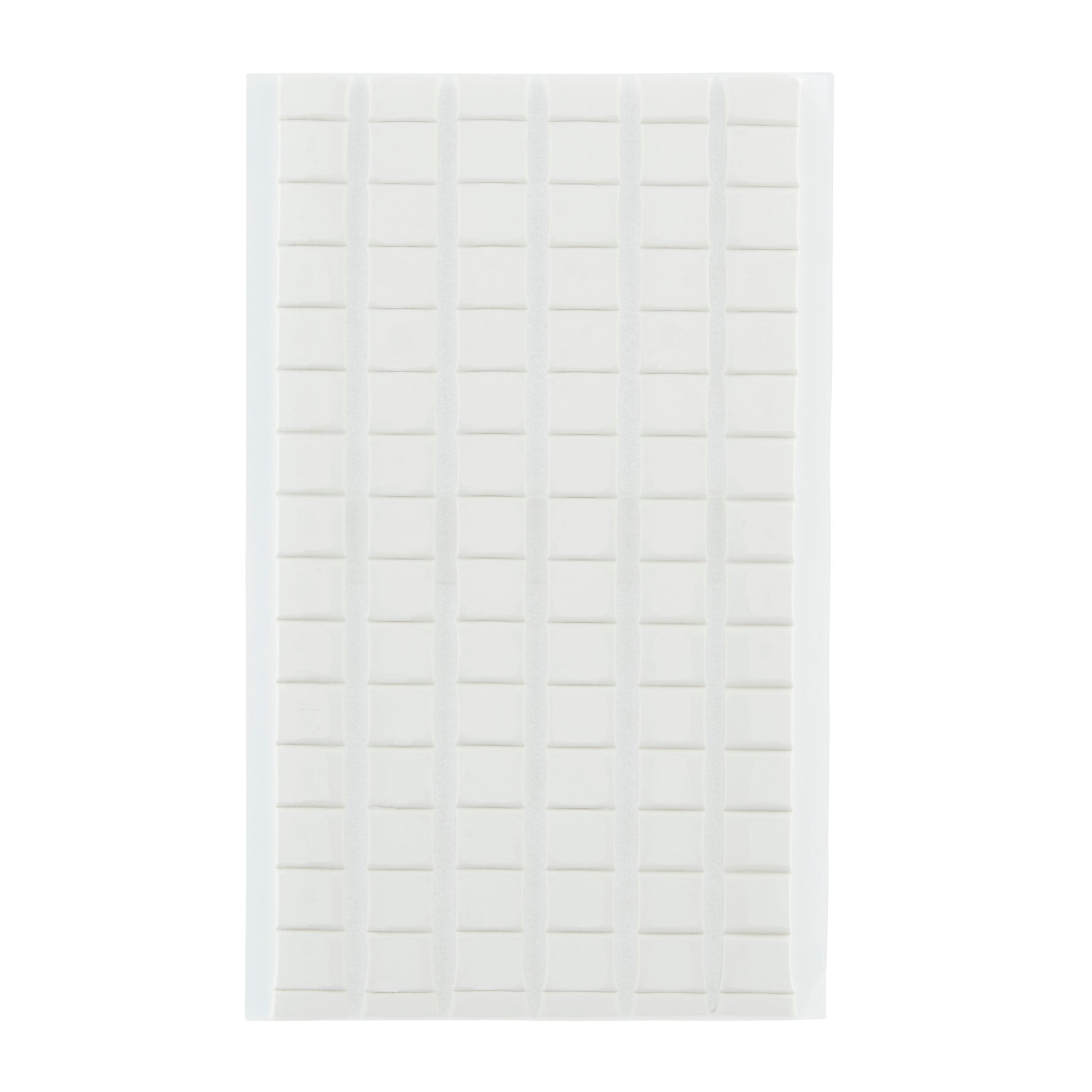Eine Packung mit 64 Scotch-FIX™ ablösbaren Montagequadraten der 3M Deutschland GmbH, jeweils 12,7 mm x 12,7 mm, angeordnet in einem Raster auf weißem Hintergrund.