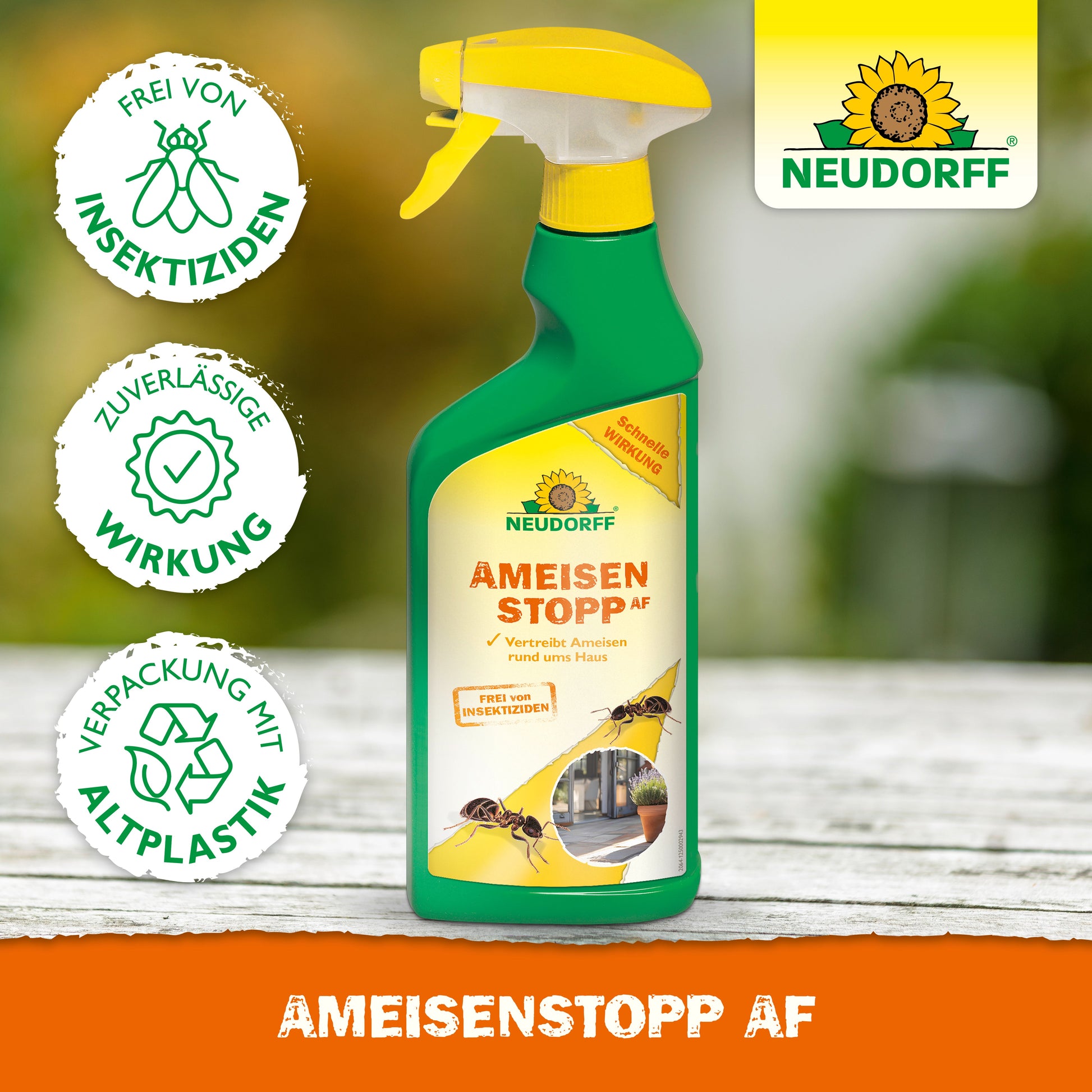 Eine gelb-grüne "AmeisenStopp AF"-Flasche aus dem Neudorff Shop steht auf Holz, beschriftet für Küche oder Terrasse. Auf der Verpackung sind Ameisen, das Neudorff-Logo und Symbole für Insektizidfreiheit, zuverlässige Wirkung und recycelten Kunststoff abgebildet.
