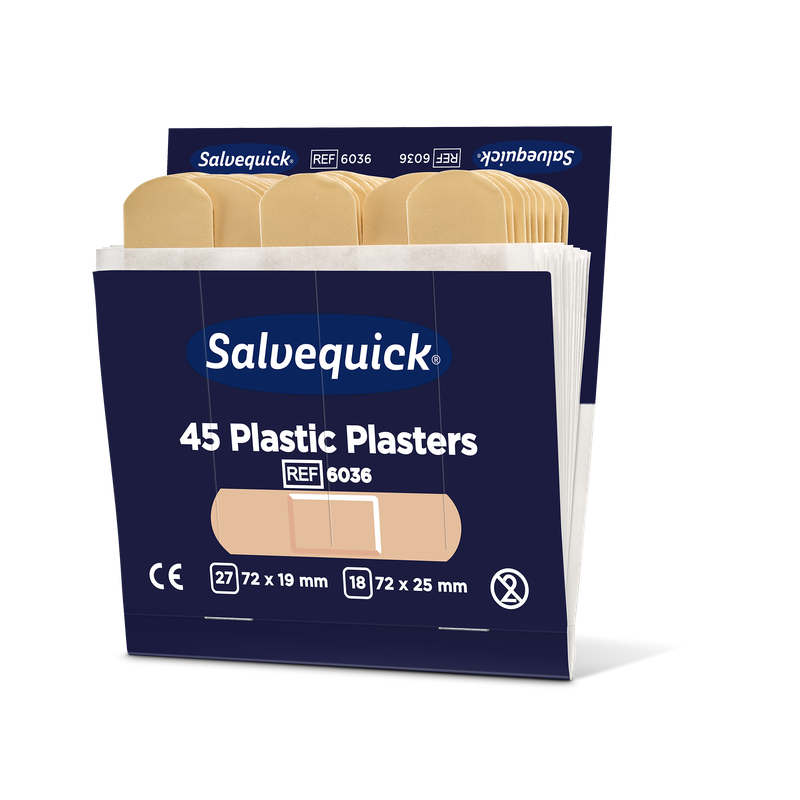 Eine geöffnete Schachtel Orkla Wound Care AB Kunststoffpflaster, 45 Stück/Nachfüllung | Packung (6 Stück), enthält beigefarbene Pflaster mit Produktangaben, Größe und Zertifizierungssymbolen auf einer dunkelblauen Verpackung.