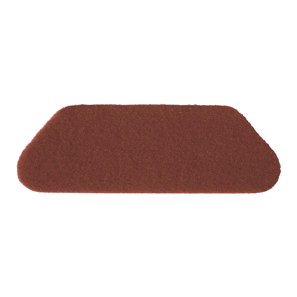 Ein rechteckiges, rötlich-braunes TASKI Americo S-Pad 45 x 15 cm von Diversey Deutschland GmbH & Co. OHG, ein aggressives Reinigungspad (1 Stück), ist mit abgerundeten Kanten auf weißem Hintergrund abgebildet.