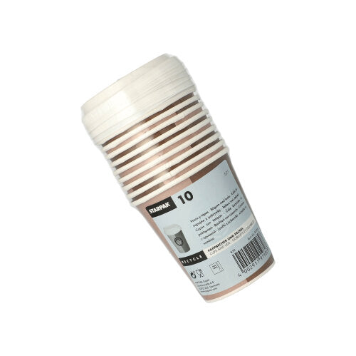 Eine Packung mit 10 Starpak „To Go“-Pappbechern mit Deckel, braun-weiß gestreift, ist in Plastikfolie eingewickelt und mit einem Produktinformationsetikett und einem Barcode versehen. Marke: Starpak; Produkt: Starpak 10 Trinkbecher, Pappe mit Deckel, PS „To Go“.