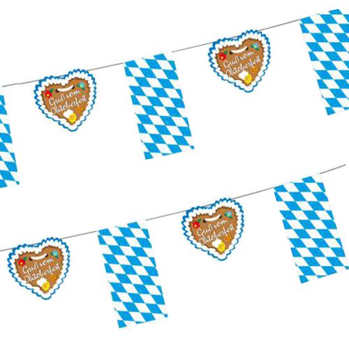 Die PAPSTAR Flaggenkette, Papier 4 m „Gruß vom Oktoberfest“ der PAPSTAR GmbH besteht aus blau-weißen Flaggen mit Rautenmuster und herzförmigen Schildern mit der Aufschrift „Gruß vom Oktoberfest“, alles akzentuiert mit bezaubernden Blumenmotiven.