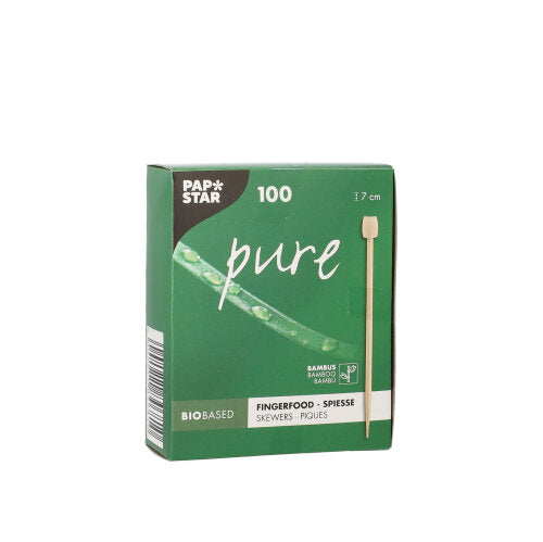 Eine grüne Box mit der Aufschrift "PAPSTAR 100 Fingerfood - Picker" der PAPSTAR GmbH enthält 100 Bambusspieße mit einer Länge von je 7 cm. Die Vorderseite zeigt ein Spießbild und wirbt für dieses biobasierte, beschreibbare Tafeldeko-Produkt.