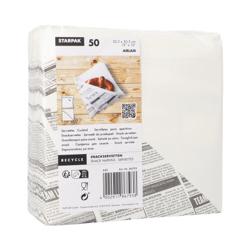 Eine Packung mit 50 Starpak Airlaid Snackservietten (32,5 x 30,5 cm, weiß, Zeitungsdruck-Design), stoffähnlich mit 1/4-Falz, im Folienbeutel. Inklusive Recyclingsymbolen und Produktdetails auf dem Etikett.