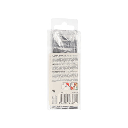 Der PAPSTAR Folienluftballon 35 x 20 cm in Silber der PAPSTAR GmbH wird in einer Klarsichtverpackung mit mehrsprachigem Gebrauchshinweis, Barcode und Anwendungsabbildung geliefert – ideal für Ihre nächste Dekoration zum Thema Silber.