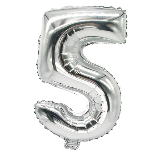 Der PAPSTAR Folienluftballon (35 cm x 20 cm, silber) der PAPSTAR GmbH in Form einer 5 glänzt auf weißem Untergrund – ideal für elegante Dekorationen bei jeder Feier.