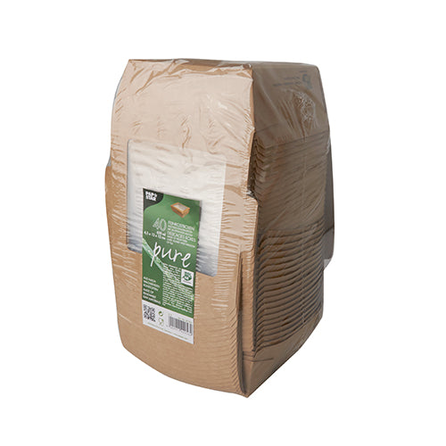 Ein Stapel brauner PAPSTAR 40 Feinkostboxen (650 ml, 4,5x12x12 cm) aus Pappe mit PLA-Sichtfenster, verpackt in Folie. Mit Recycling- und Kompostsymbolen – umweltfreundliche Einwegverpackungen von PAPSTAR GmbH.