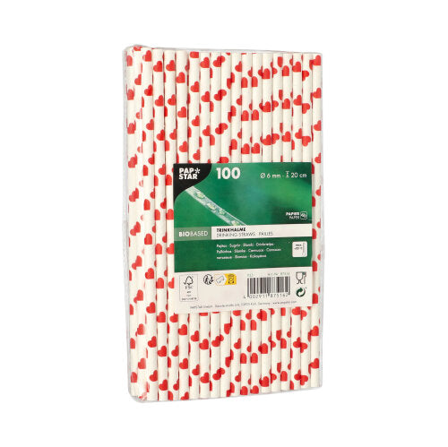 Eine Packung mit 100 PAPSTAR Trinkhalmen, Papier Ø 6 mm von PAPSTAR GmbH mit rotem Herzmuster, einzeln in Plastik verpackt. Das grüne Etikett enthält Angaben zur Marke, zum umweltfreundlichen biobasierten Material und zur Größe.