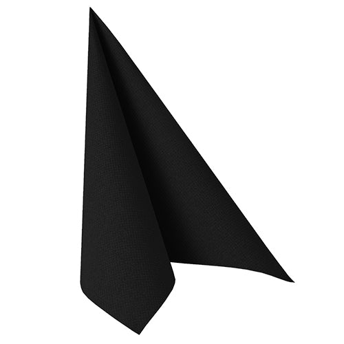 Eine einzelne schwarze PAPSTAR 100 Servietten „ROYAL Collection“ (1/4-Falz, 40x40 cm) von der PAPSTAR GmbH ist vertikal gefaltet und steht aufrecht auf einem schlichten weißen Hintergrund und unterstreicht ihr hochwertiges Material für luxuriöse Servietten.