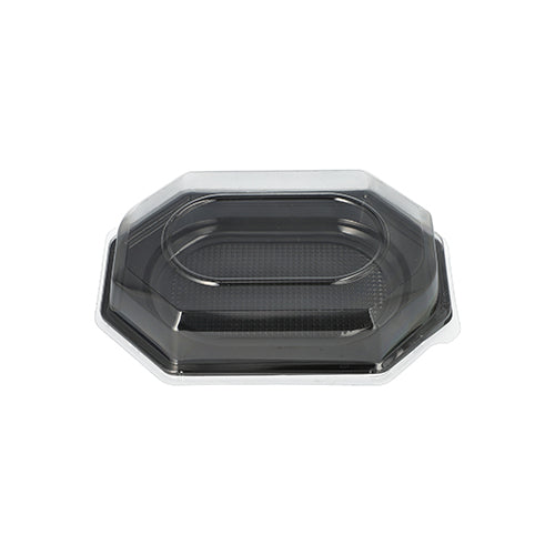 Der schwarze PET-Deckel von Starpak 10 Servierplatten, ein durchsichtiger achteckiger Kunststoffdeckel mit erhabener Mitte, eignet sich perfekt für Catering-Events und ist auf einem weißen Hintergrund abgebildet.