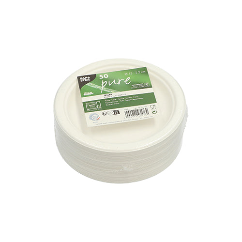 Ein Set aus 50 PAPSTAR Zuckerrohr-Tellern "pure" von PAPSTAR GmbH mit grün-weißem Label, zertifiziert und biologisch abbaubar - die umweltfreundliche Wahl für Einweg-Geschirr.