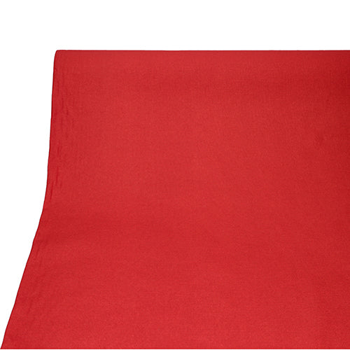 Eine Nahaufnahme der Tischdecke, stoffähnlich, PV-Tissue Mix „ROYAL Collection“ (20 m x 1,18 m) der PAPSTAR GmbH in leuchtendem Rot auf weißem Hintergrund hebt ihre elegante, glatte Textur und ihr hochwertiges Aussehen hervor.