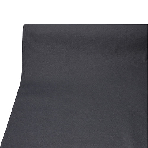 Eine 20 m x 1,18 m große Tischdecke der PAPSTAR GmbH aus der ROYAL Collection, aus hochwertigem PV-Tissue Mix mit stoffähnlicher Haptik, ist auf einer flachen weißen Fläche ausgerollt.