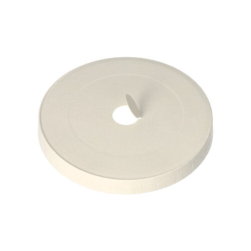 Eine Packung mit 50 runden weißen Starpak-Deckeln für Trinkbecher aus Karton mit 9 cm Durchmesser, von oben auf weißem Hintergrund. Marke: Starpak.