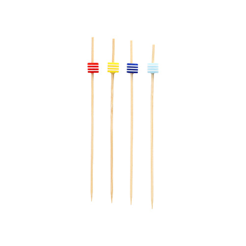 Vier "PAPSTAR 100 Fingerfood - Picker" von PAPSTAR GmbH stehen vertikal auf weißem Hintergrund. Jeder Picker hat nahe der Spitze eine kleine, rechteckige Perle in Rot, Gelb, Blau oder Hellblau.