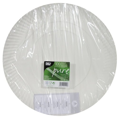 Eine Packung mit 100 runden weißen Papptellern "pure" der PAPSTAR GmbH, FSC-zertifiziert, verpackt in klarem Kunststoff mit einem grün-weißen Etikett in der Mitte.