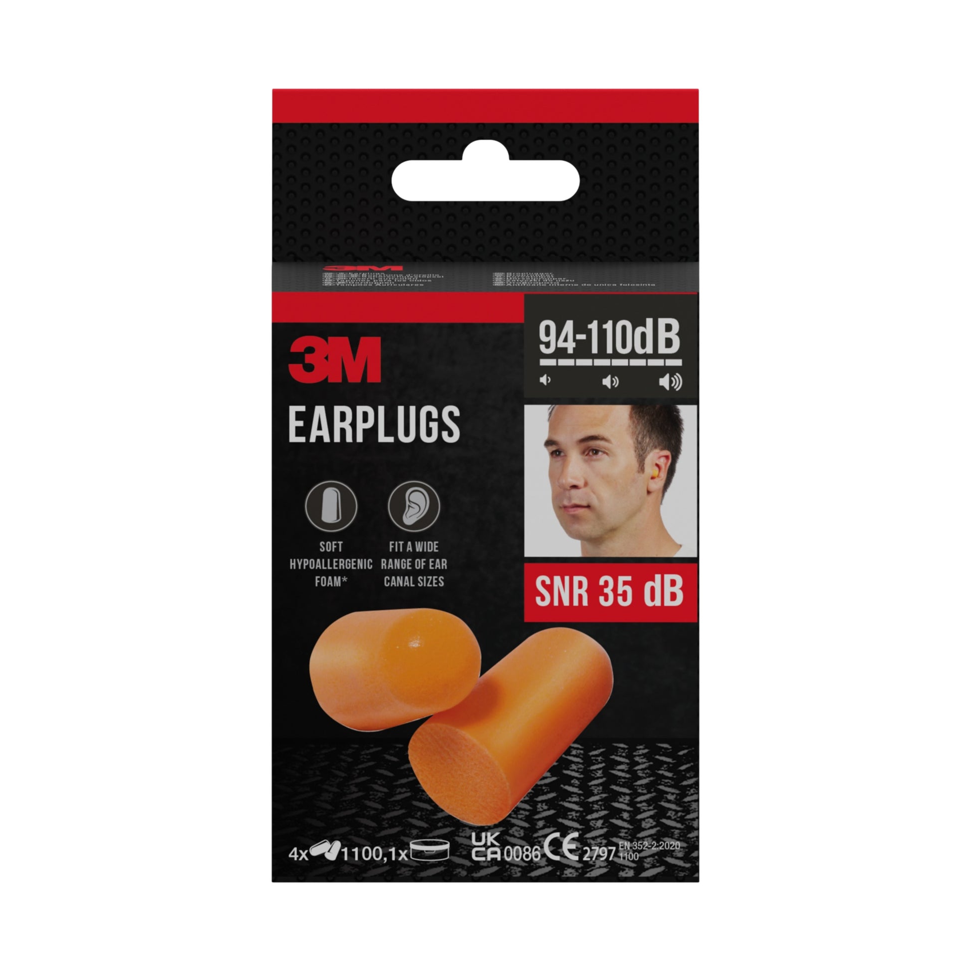 Eine Packung 3M™ Gehörschutzstöpsel 1100 von 3M Deutschland GmbH mit zwei orangefarbenen Weichschaum-Ohrstöpseln (SNR 35 dB), die getragen werden, zeichnen sich durch hypoallergenes Material und eine bequeme Passform für verschiedene Gehörgangsgrößen aus.