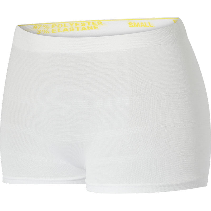 Ein Paar nahtlose weiße Fixierhosen ABENA Fix, Pants, Super von Abena Re-Seller GmbH mit einem gelben Bundetikett, das die Größe "SMALL" und die Materialzusammensetzung "97% Polyester, 3% Elastan" angibt.