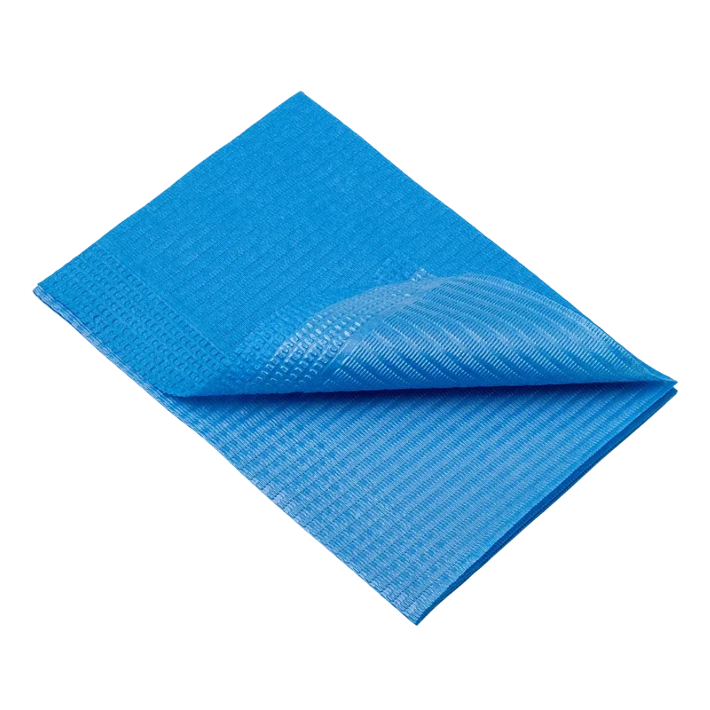 Eine gefaltete blaue Plane aus strapazierfähigem, gewebtem Material ist vor einem schlichten weißen Hintergrund zu sehen. Sie weist eine sichtbare Textur und verstärkte Kanten auf, die der Textur der AMPri Dental Einweg-Patientenservietten 33 x 45 cm der AMPri Handelsgesellschaft mbH ähneln.