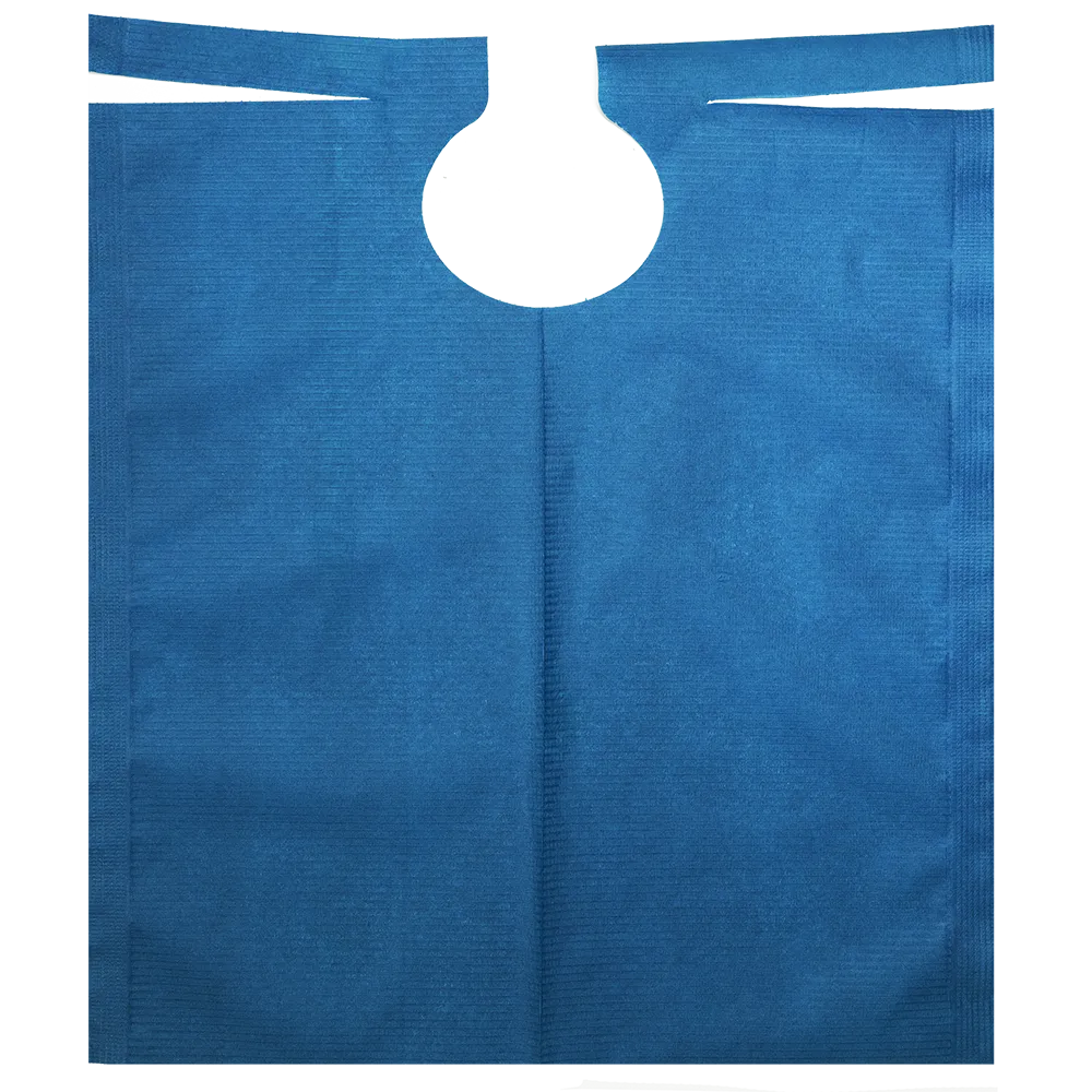 Ein blauer AMPri-Patientenumhang mit PE-Beschichtung, 500 x 600 mm groß, wird flach ausgelegt. Dieses Kleidungsstück der AMPri Handelsgesellschaft mbH hat einen runden Halsausschnitt, ist ärmellos und hat einen offenen Saum. Es besteht aus leichtem, nicht gewebtem Material und eignet sich perfekt für Zahnbehandlungen.