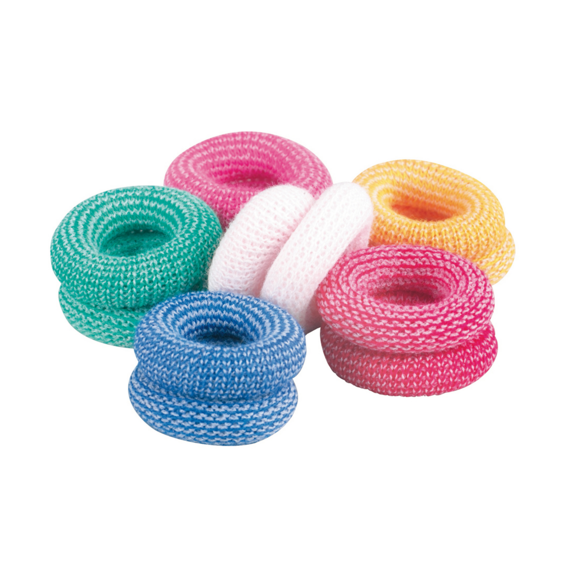 Ein Set aus sechs gewickelten Badeschwämmen, die die gewebte Textur des B. Braun Askina® Finger Bob® Fingerfixierverbands von B. Braun Deutschland GmbH & Co. KG imitieren, wird in kreisförmiger Anordnung auf weißem Hintergrund präsentiert. Die Schwämme sind in den Farben Grün, Rosa, Weiß, Gelb, Blau und Rot erhältlich.