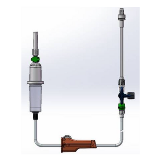 Abbildung eines Sanitärsystems mit verbundenen Rohren und Ventilen. Das System besteht aus einem vertikalen zylindrischen Bauteil mit einem Manometer und einem B.Braun ProSet Intrafix Primeline Infusionsset, 180 cm von B. Braun Deutschland GmbH & Co. KG, das Anschlüsse enthält und an der Basis ein braunes Gehäuse hat.