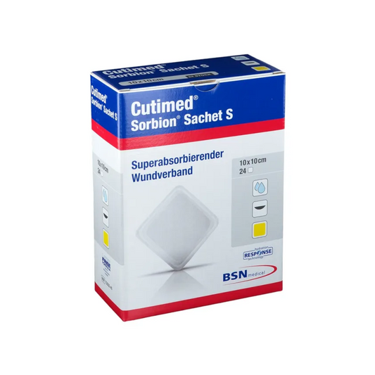 Der BSN Cutimed® Sorbion® Sachet S Wundverband der BSN Medical GmbH präsentiert sich in einer Verpackung, die den superabsorbierenden Wundverband für optimales Exsudatmanagement in den Vordergrund stellt. Die überwiegend weiße, mit blauen und roten Akzenten versehene Box enthält 24 Stück im Format 10x10 cm.