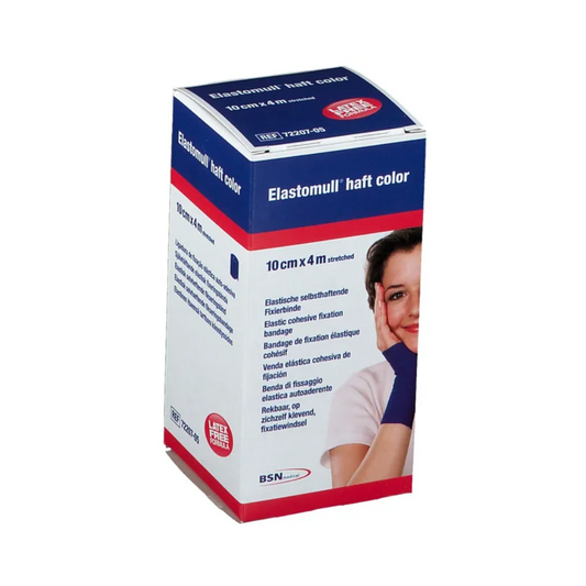 Eine Packung BSN Elastomull® haft color Fixierbinde von BSN Medical GmbH ist in einem blau-roten Design abgebildet und enthält Produktinformationen in mehreren Sprachen. Auf der Vorderseite ist ein Bild einer Person zu sehen, die die elastische Fixierbinde verwendet, was ihre Wirksamkeit als latexfreie Option hervorhebt.