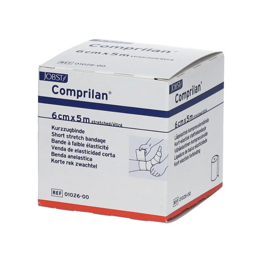 Das Bild zeigt eine Schachtel BSN Comprilan® elastische Binde, eine Kompressionsbinde der BSN Medical GmbH, mit den Abmessungen 6 cm x 5 m. Die Verpackung enthält mehrsprachige Informationen und eine Abbildung, die das Anlegen der Binde an einem Bein demonstriert.
