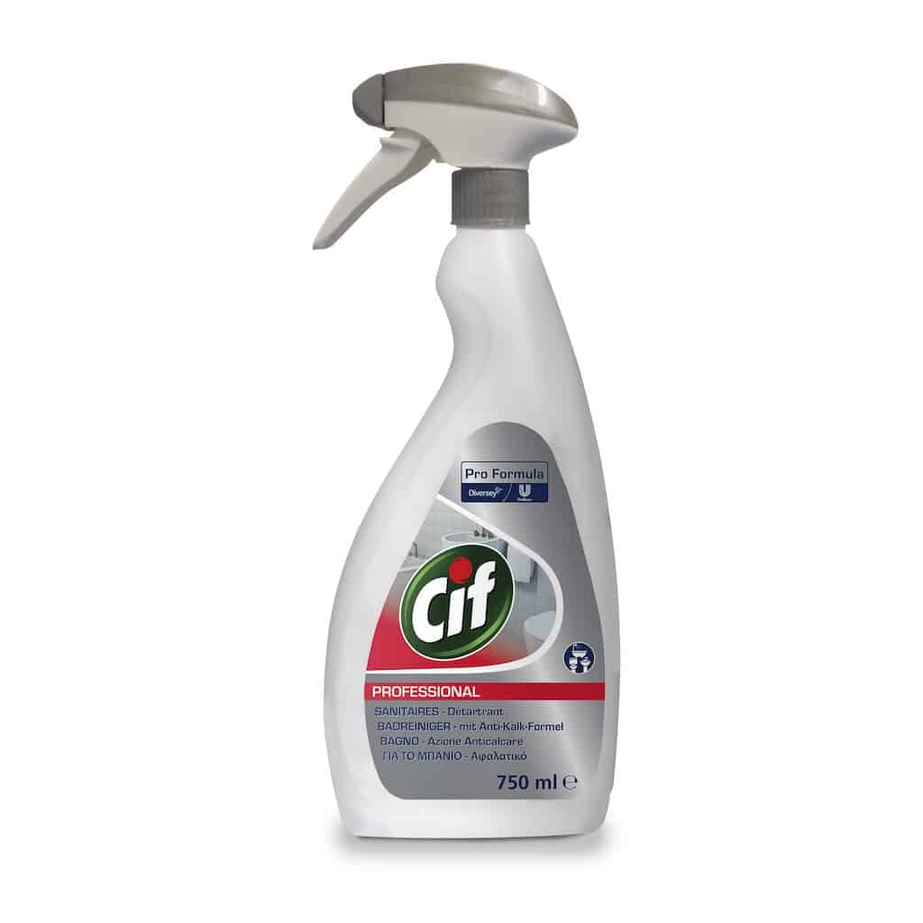 Eine 750 ml Flasche Cif Professional Badreiniger, Reiniger und Entkalker von Diversey Deutschland GmbH & Co. OHG hat eine graue Sprühdüse mit weißem Körper und ist mit einem rot-grün-blauen Etikett versehen. Das runde Logo zeigt „Cif“ in weißen Buchstaben.